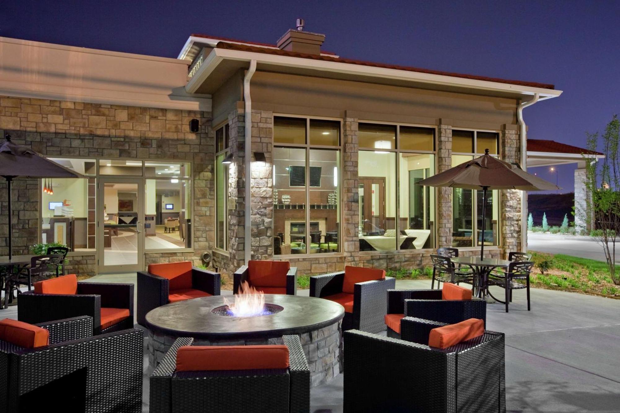 Hilton Garden Inn Springfield Exterior foto